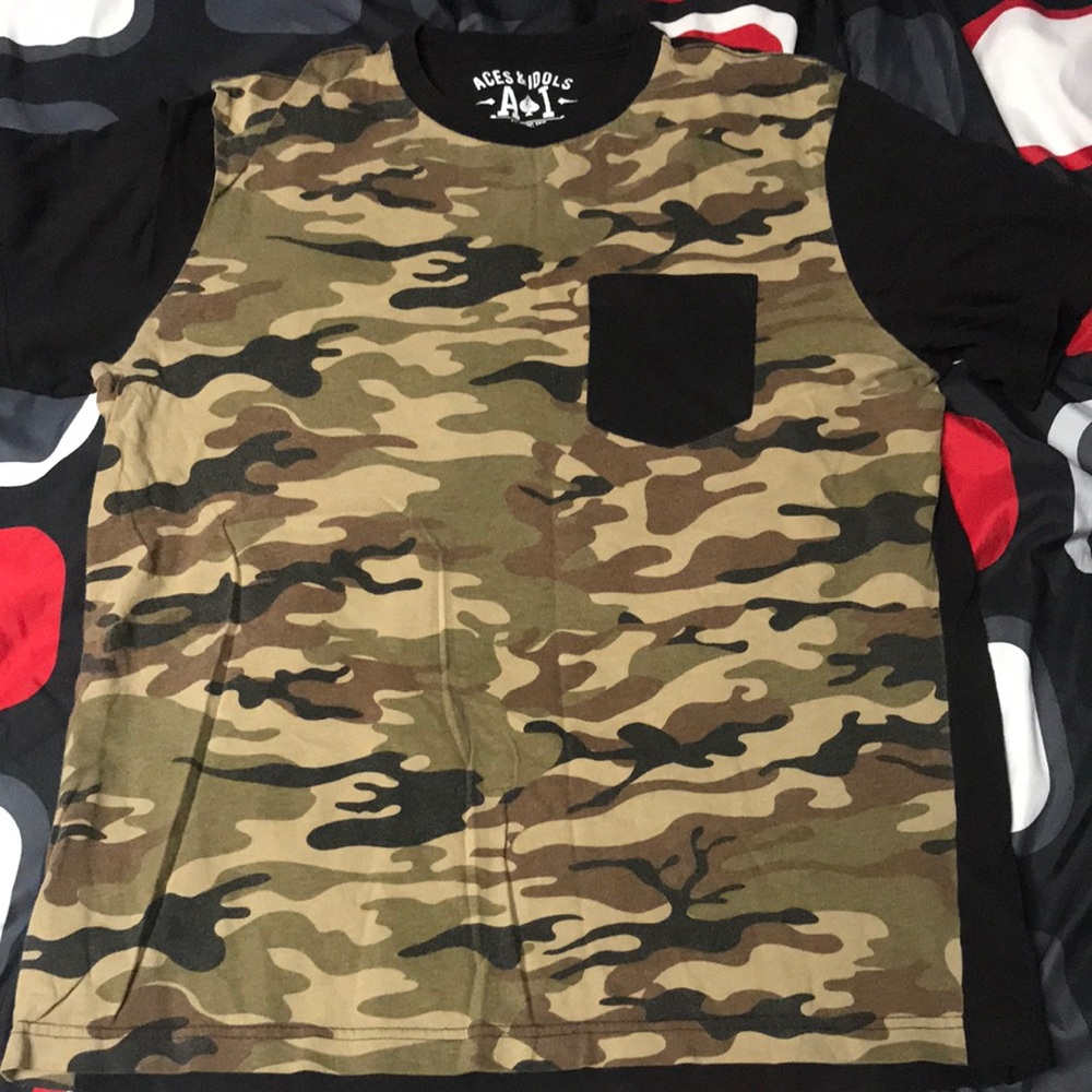 Camo shirt size medium